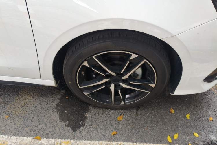 Used Geely Auto Binray 2024 Binrui COOL 1.5T DCT Longteng Edition Right Front Wheel Hub