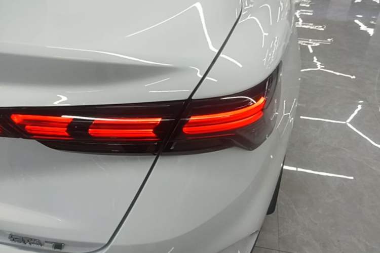 Used Geely Auto Binray 2024 Binrui COOL 1.5T DCT Longteng Edition Right Rear Taillight