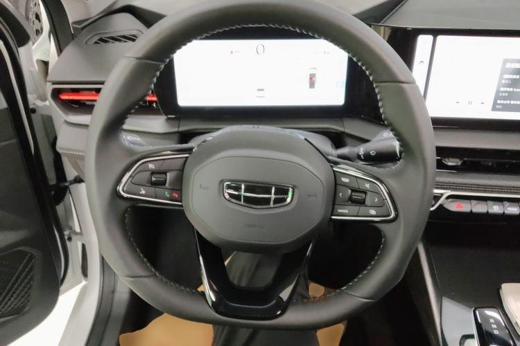 Used Geely Auto Binray 2024 Binrui COOL 1.5T DCT Longteng Edition Steering Wheel