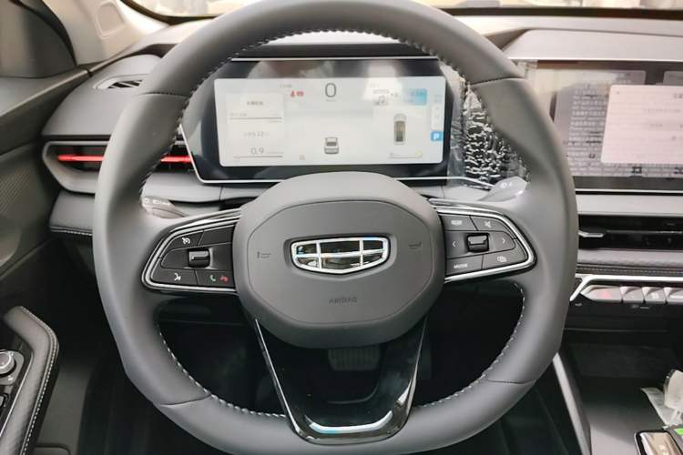 Used Geely Auto Binray 2024 Binrui COOL 1.5T DCT Longteng Edition Steering Wheel