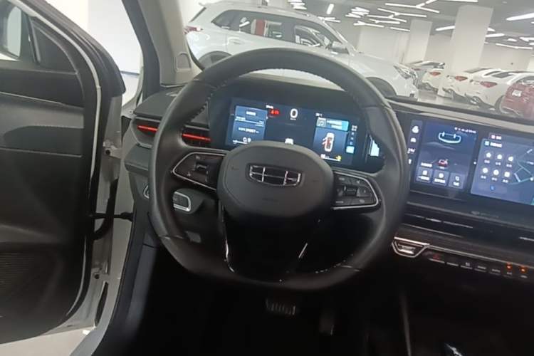 Used Geely Auto Binray 2024 Binrui COOL 1.5T DCT Longteng Edition Steering Wheel