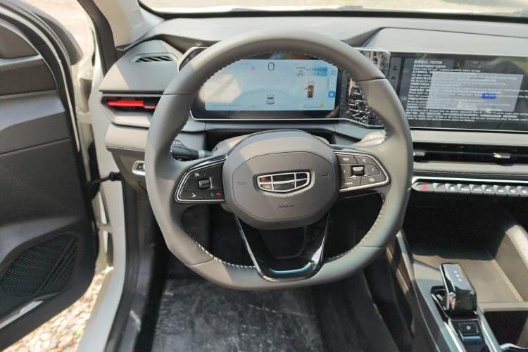 Used Geely Auto Binray 2024 Binrui COOL 1.5T DCT Longteng Edition Steering Wheel