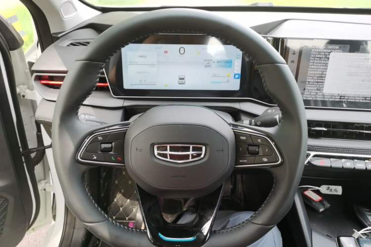 Used Geely Auto Binray 2024 Binrui COOL 1.5T DCT Longteng Edition Steering Wheel