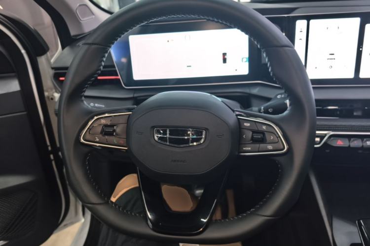 Used Geely Auto Binray 2024 Binrui COOL 1.5T DCT Longteng Edition Steering Wheel