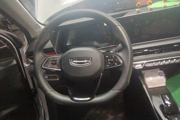 Used Geely Auto Binray 2024 Binrui COOL 1.5T DCT Longteng Edition Steering Wheel