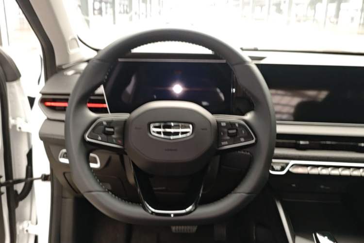 Used Geely Auto Binray 2024 Binrui COOL 1.5T DCT Longteng Edition Steering Wheel