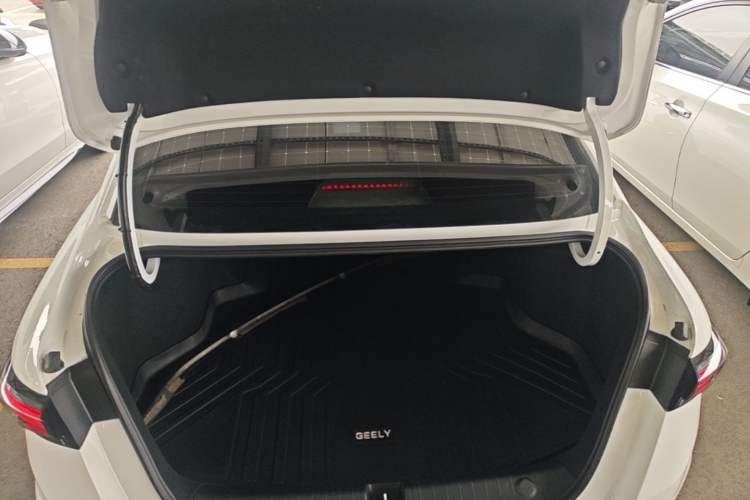 Used Geely Auto Binray 2024 Binrui COOL 1.5T DCT Champion Edition Trunk