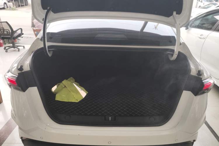 Used Geely Auto Binray 2024 Binrui COOL 1.5T DCT Champion Edition Trunk