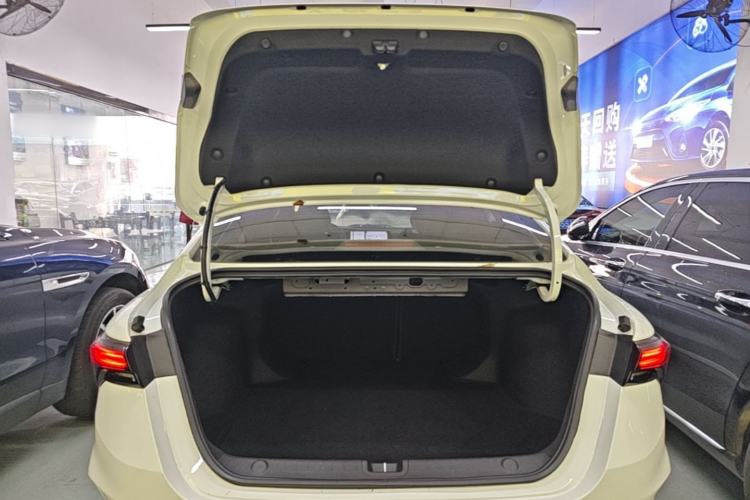 Used Geely Auto Binray 2024 Binrui COOL 1.5T DCT Longteng Edition Trunk