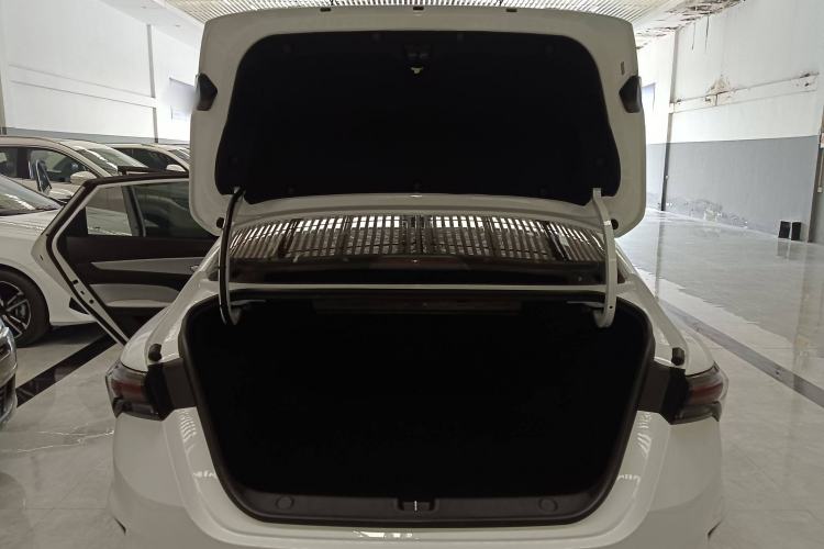 Used Geely Auto Binray 2024 Binrui COOL 1.5T DCT Champion Edition Trunk