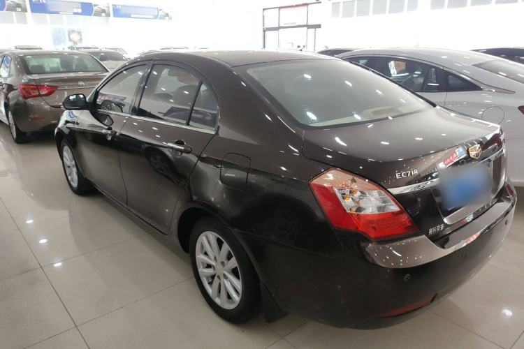 Used Geely Auto Classic Emgrand 2013 Sedan 1.8L CVT Prestige Model Exterior 5