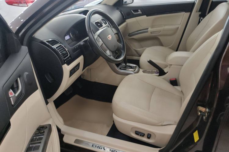 Used Geely Auto Classic Emgrand 2013 Sedan 1.8L CVT Prestige Model Interior 2