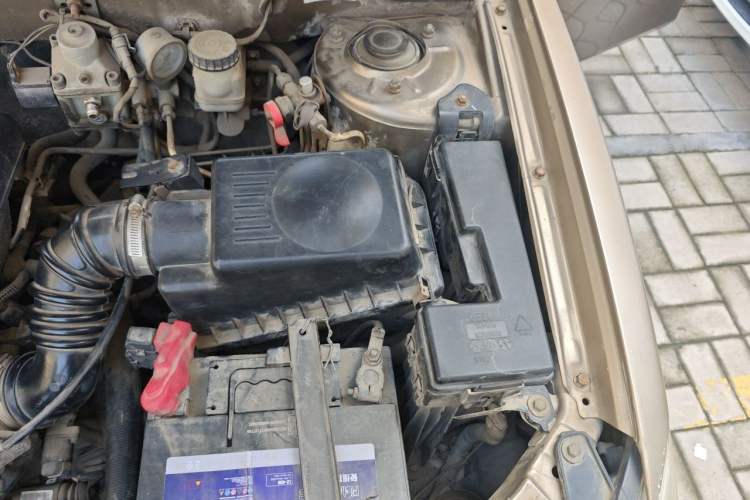 Used Geely Auto Classic Emgrand 2009 Sedan 1.8L Manual Comfort Model Engine Bay Left