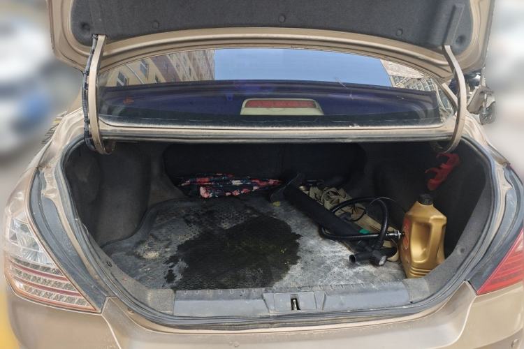 Used Geely Auto Classic Emgrand 2009 Sedan 1.8L Manual Comfort Model Trunk