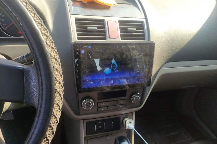 Used Geely Auto Classic Emgrand 2010 Sedan 1.8L CVT with Sunroof Audio And AC Panel