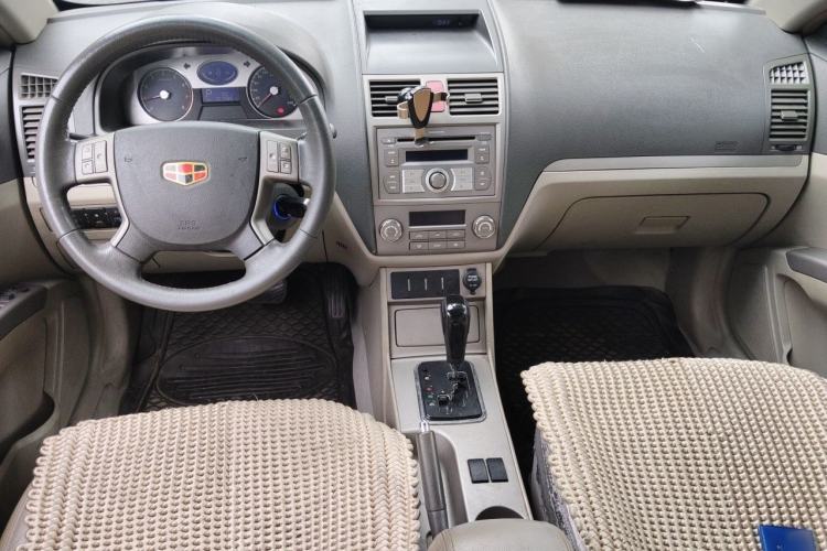 Used Geely Auto Classic Emgrand 2010 Sedan 1.8L CVT with Sunroof Center Console