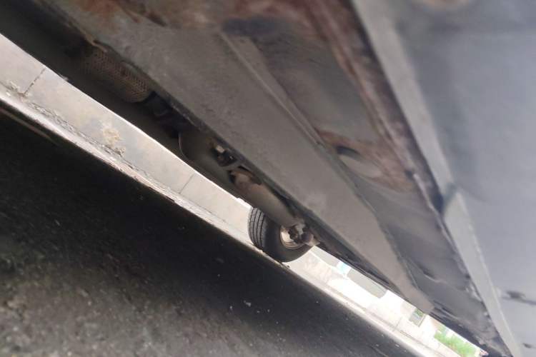 Used Geely Auto Classic Emgrand 2010 Sedan 1.8L CVT with Sunroof Chassis Front Left