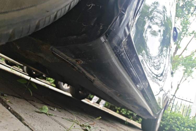Used Geely Auto Classic Emgrand 2010 Sedan 1.8L Manual Luxury Model Chassis Front Left