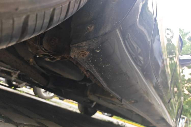Used Geely Auto Classic Emgrand 2010 Sedan 1.8L Manual Luxury Model Chassis Rear Right