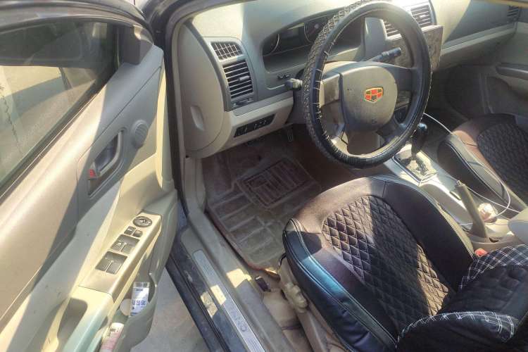 Used Geely Auto Classic Emgrand 2010 Sedan 1.8L CVT with Sunroof Driver Seat