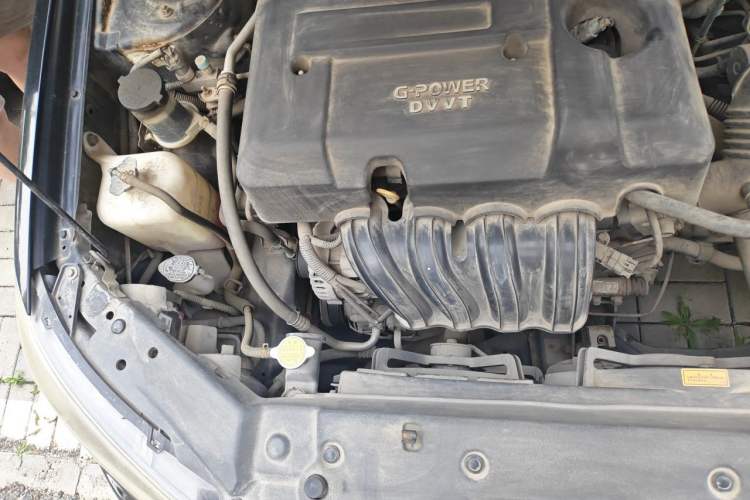 Used Geely Auto Classic Emgrand 2010 Sedan 1.8L Manual Luxury Model Engine Bay Right