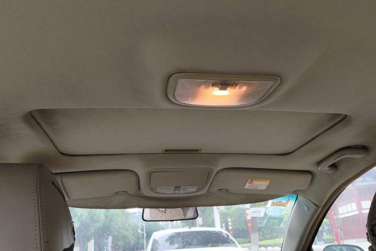 Used Geely Auto Classic Emgrand 2010 Sedan 1.8L CVT with Sunroof Headliner