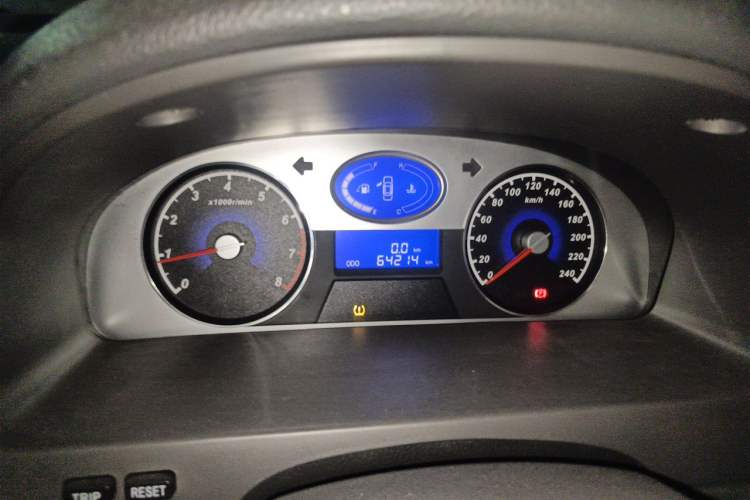 Used Geely Auto Classic Emgrand 2010 Sedan 1.8L Manual Standard Model Instrument Cluster