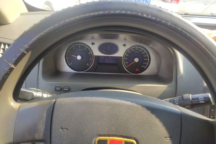 Used Geely Auto Classic Emgrand 2010 Sedan 1.8L CVT with Sunroof Instrument Cluster