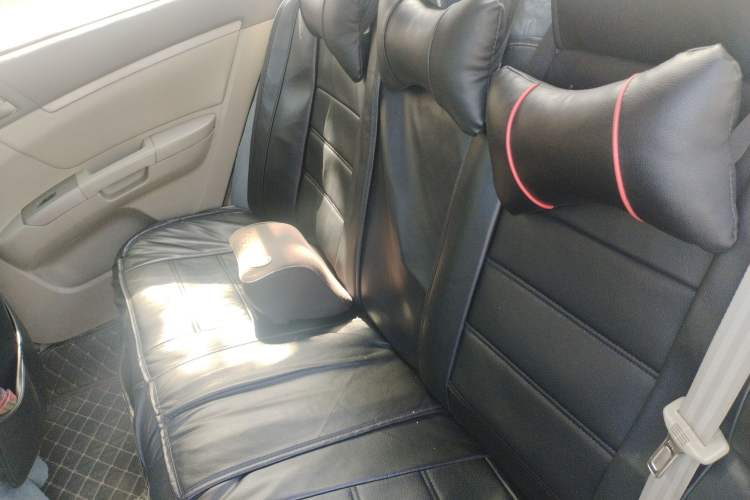 Used Geely Auto Classic Emgrand 2010 Sedan 1.8L Manual Luxury Model Left Rear Seat