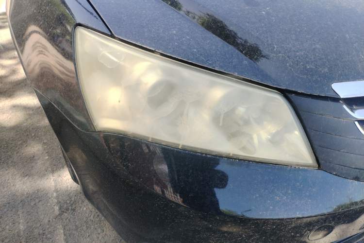 Used Geely Auto Classic Emgrand 2010 Sedan 1.8L Manual Luxury Model Right Front Headlight