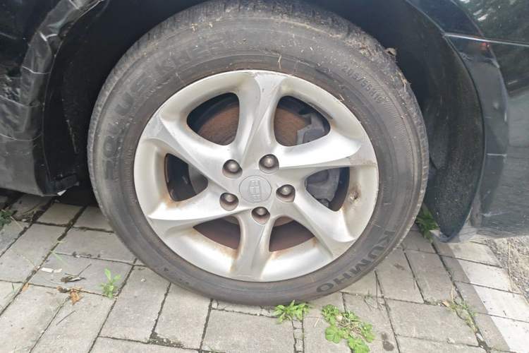 Used Geely Auto Classic Emgrand 2010 Sedan 1.8L Manual Luxury Model Right Front Wheel Hub