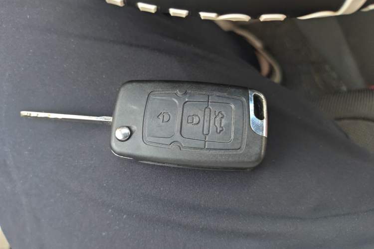 Used Geely Auto Classic Emgrand 2010 Sedan 1.8L Manual Luxury Model Vehicle Key