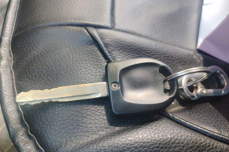 Used Geely Auto Classic Emgrand 2010 Sedan 1.8L Manual Luxury Model Vehicle Key