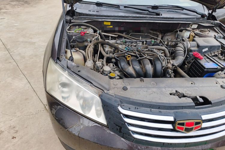 Used Geely Auto Classic Emgrand 2010 Sedan 1.8L Manual Luxury Model Engine Bay Right