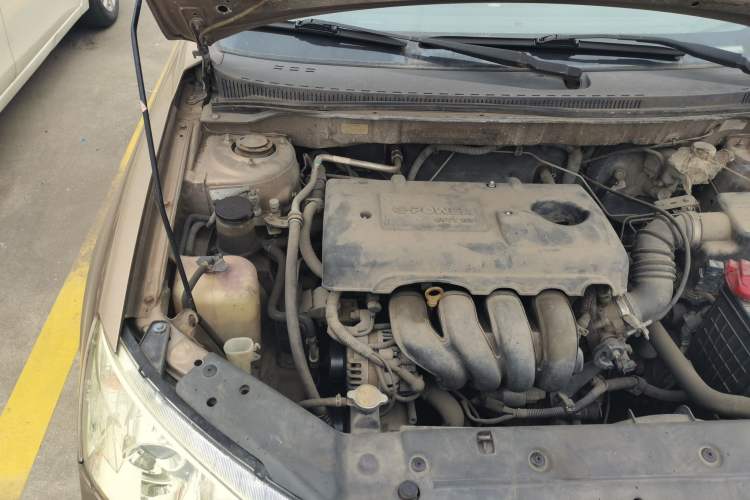 Used Geely Auto Classic Emgrand 2010 Sedan 1.8L Manual Luxury Model Engine Bay Right