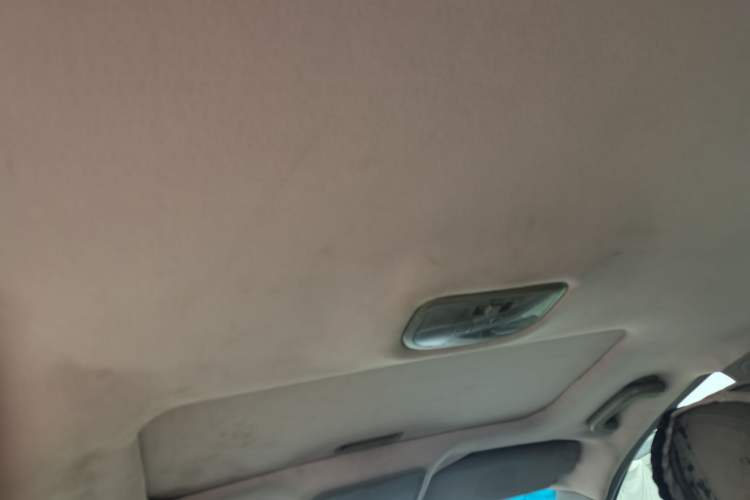Used Geely Auto Classic Emgrand 2010 Sedan 1.8L Manual Luxury Model Headliner