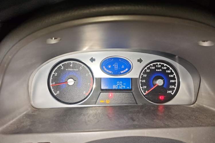 Used Geely Auto Classic Emgrand 2010 Sedan 1.8L Manual Standard Model Instrument Cluster