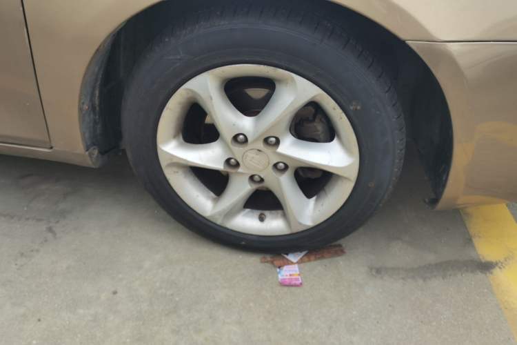 Used Geely Auto Classic Emgrand 2010 Sedan 1.8L Manual Luxury Model Right Front Wheel Hub