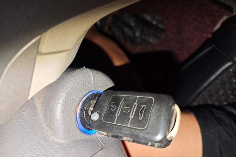 Used Geely Auto Classic Emgrand 2010 Sedan 1.8L Manual Standard Model Vehicle Key