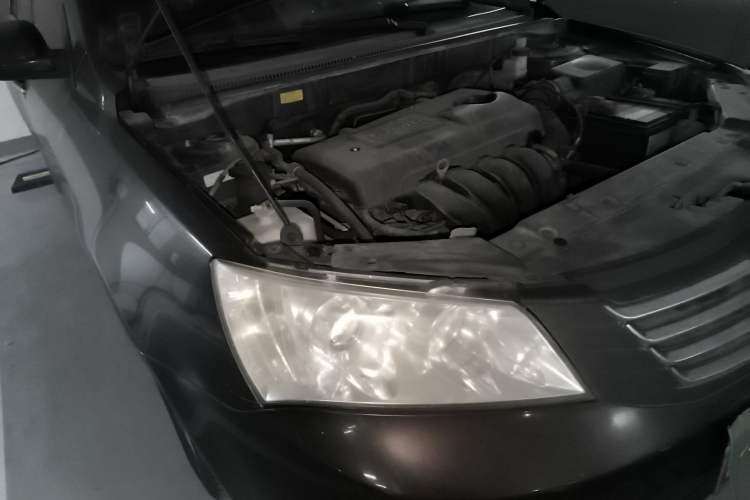 Used Geely Auto Classic Emgrand 2010 Sedan 1.8L Manual Luxury Model Engine Bay Right