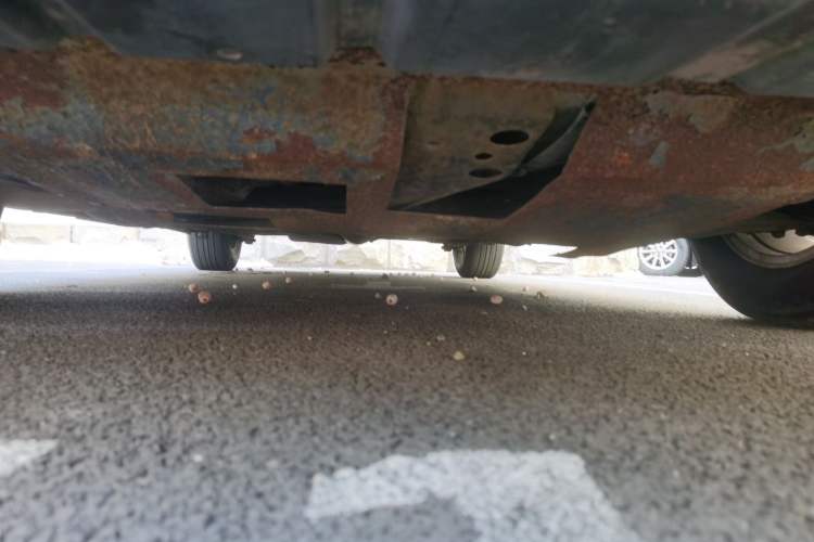 Used Geely Auto Classic Emgrand 2010 Hatchback 1.8L CVT Luxury Model Chassis Front