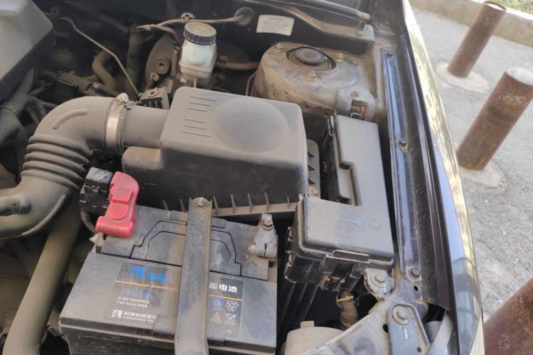 Used Geely Auto Classic Emgrand 2010 Hatchback 1.5L Manual Comfort Edition Engine Bay Left