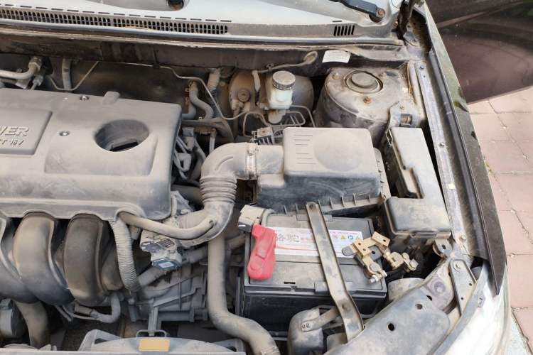 Used Geely Auto Classic Emgrand 2010 Hatchback 1.8L CVT Luxury Model Engine Bay Left