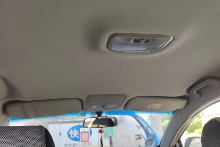 Used Geely Auto Classic Emgrand 2010 Hatchback 1.5L Manual Comfort Edition Headliner