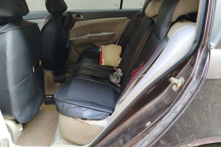 Used Geely Auto Classic Emgrand 2010 Hatchback 1.8L CVT Luxury Model Left Rear Seat