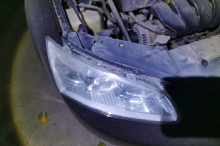 Used Geely Auto Classic Emgrand 2010 Hatchback 1.8L CVT Prestige Model Right Front Headlight