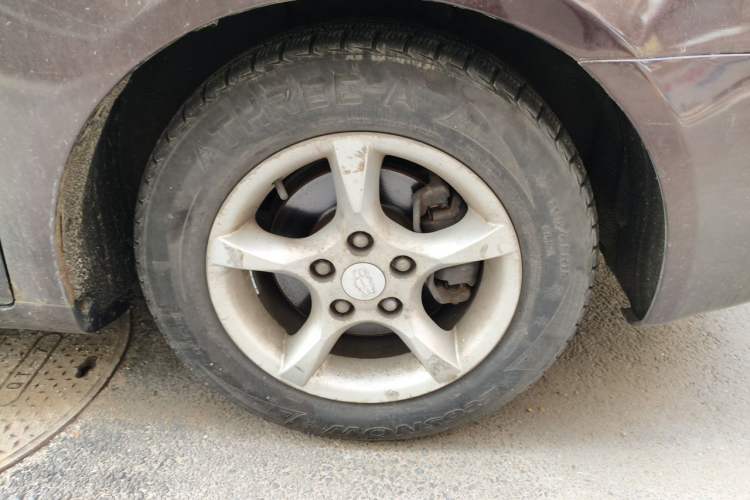 Used Geely Auto Classic Emgrand 2010 Hatchback 1.8L CVT Luxury Model Right Front Wheel Hub
