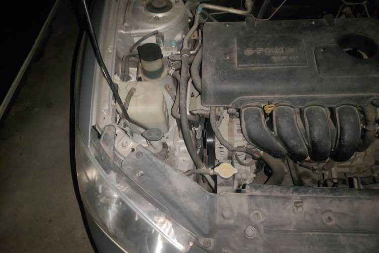 Used Geely Auto Classic Emgrand 2010 Sedan 1.8L CVT Luxury Model Engine Bay Right