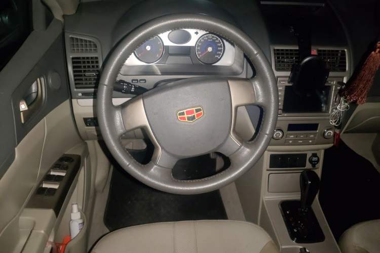 Used Geely Auto Classic Emgrand 2010 Sedan 1.8L CVT Luxury Model Steering Wheel