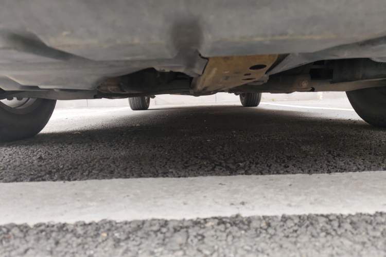 Used Geely Auto Classic Emgrand 2010 Hatchback 1.8L Manual Comfort Edition Chassis Front